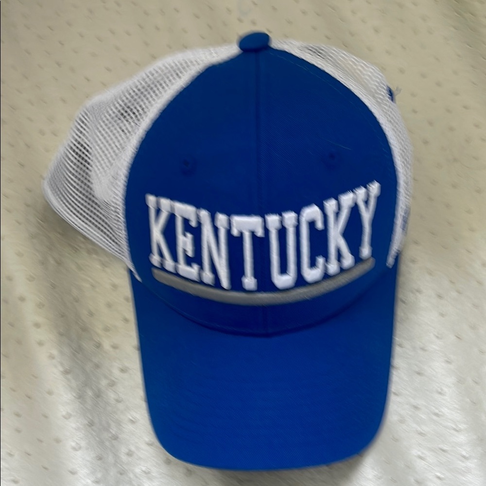Blue and White Kentucky Cap new with tag